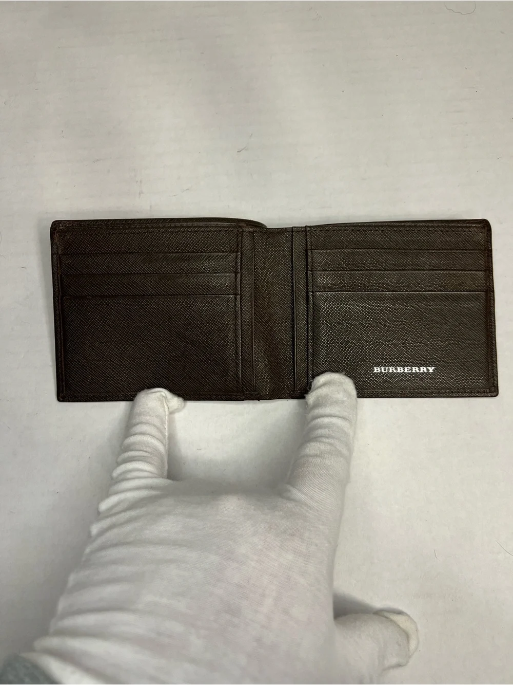 Burberry bifold wallet